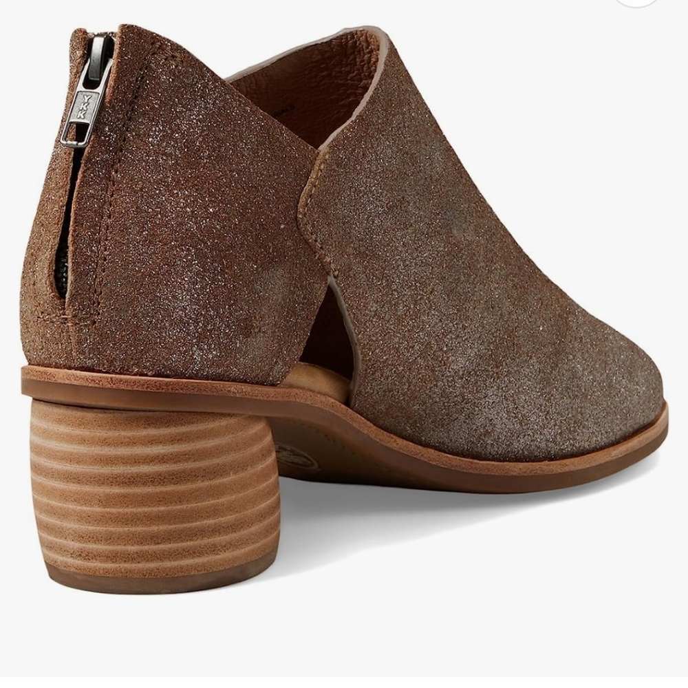 Sofft Carleigh Suede Rounded Stack Heel Peep Toe … - image 4